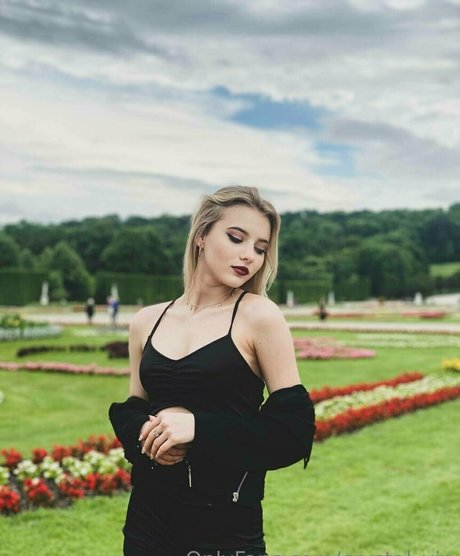 crystal vip actrice xxx photos