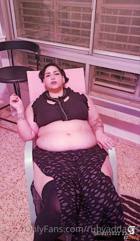 rubyaddams star du porno gratuite images