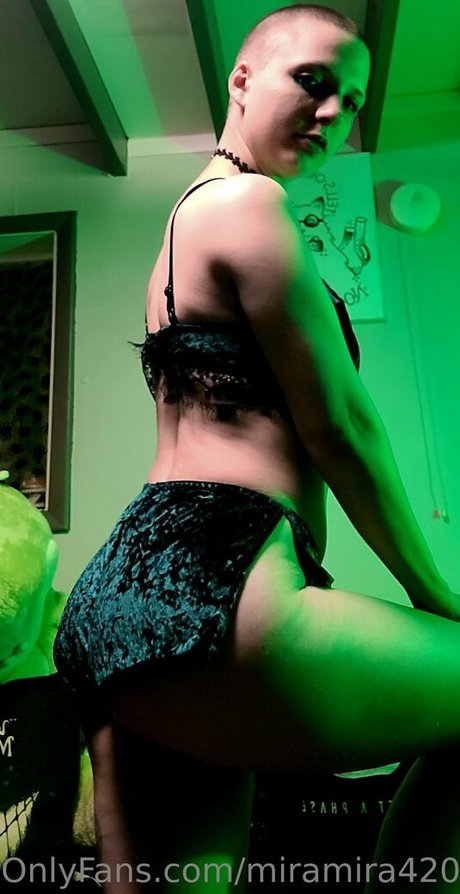 miramira420 star du porno parfaite collection