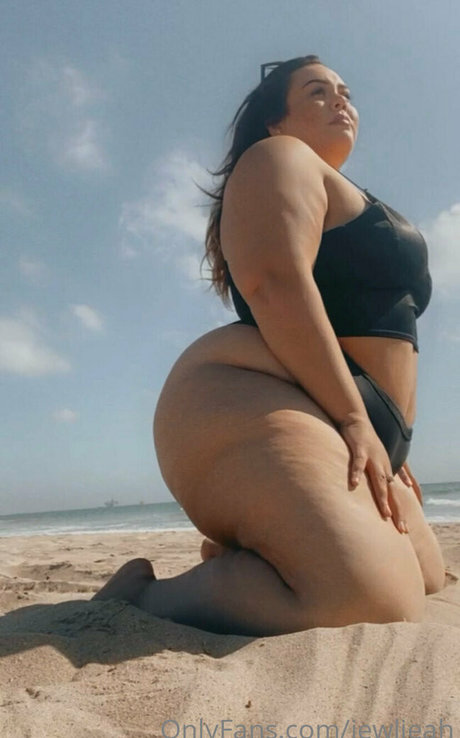 Jewlieah joli modèle galerie