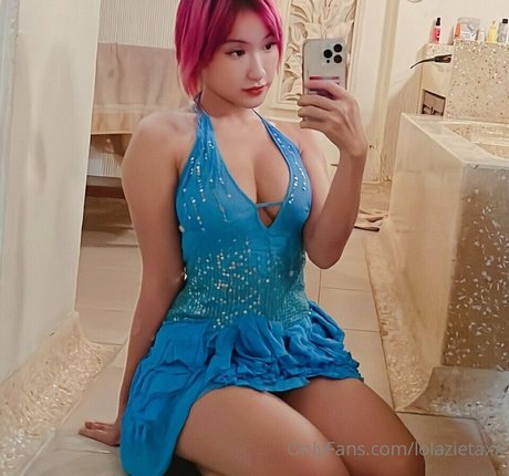 Lola Zeita star du porno nue des photos