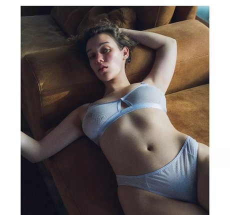 Noa The Model actrice de nus photo