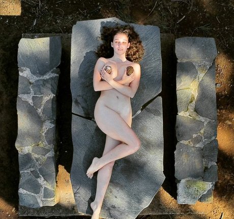 Noa The Model xxx étoile des photos