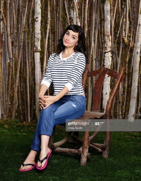 Molly Ephraim étoile sexy galerie