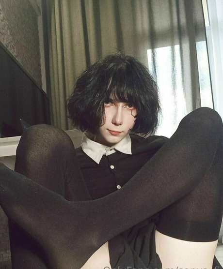 sonya fj étoile érotique images