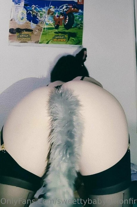 sweettybabygirlonfire actrice pornographique images