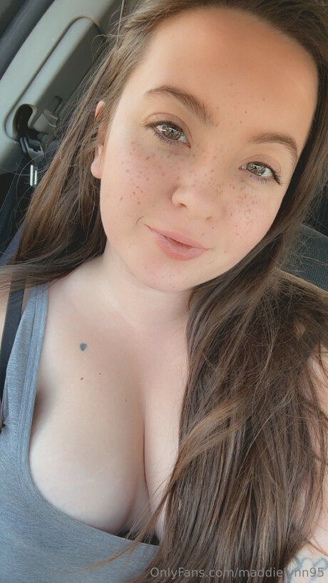 maddielynn95 star du porno nue photo