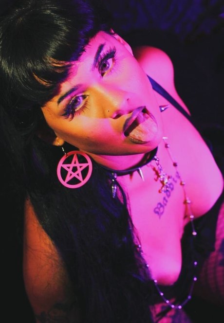 Dojagrrrl modèle gratuit image