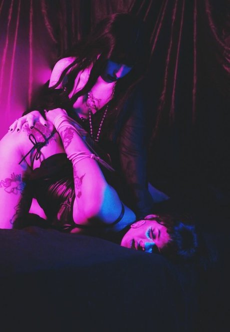 Dojagrrrl modèle de sexe archive