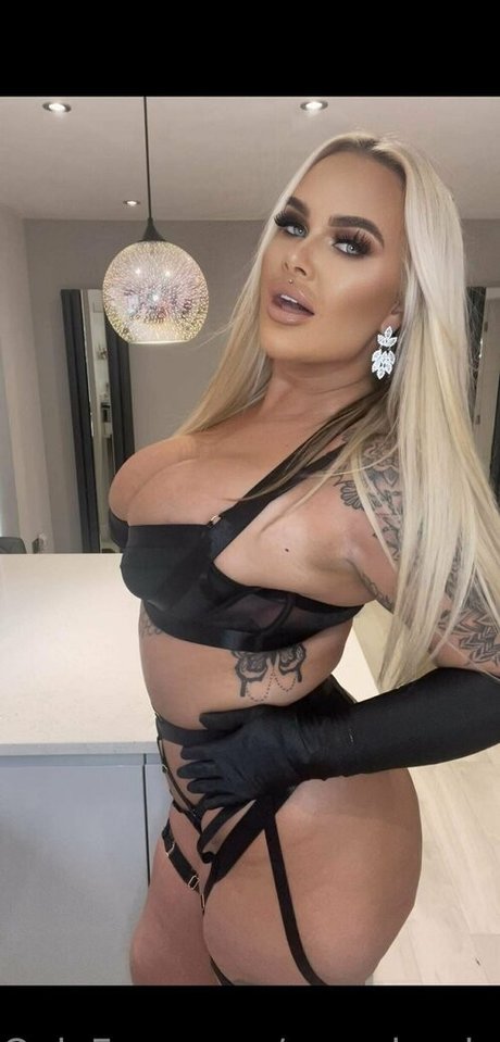 mamie gros seins onlyfans sexe chaud galeries