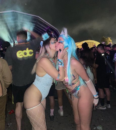 Kelsey Remige modèle porno images