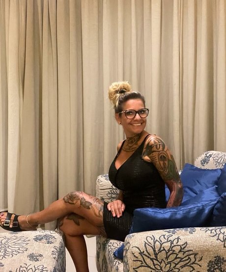 Winnie Nielsen modèle xxx photos