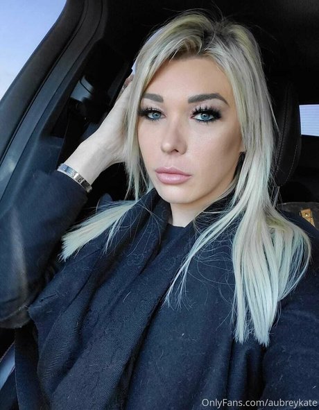 aubreykate mannequin img