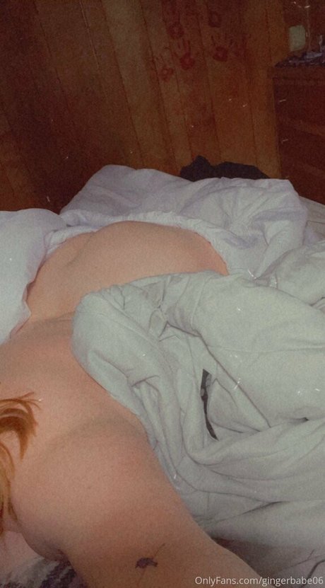 gingerbabe06 étoile chaude des photos