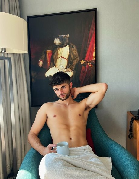 nickandant star du porno gratuite des photos