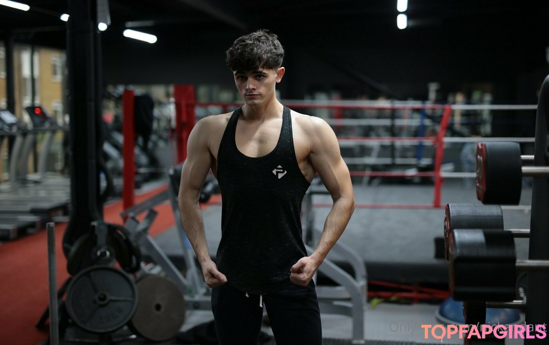 nickandant star du porno xxx galerie