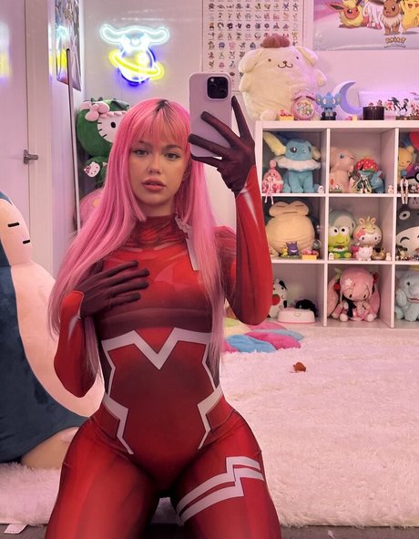 Luvstruck top star img