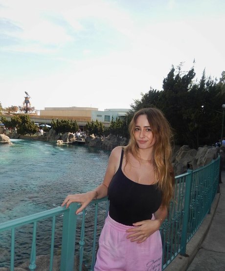 Charlotte Bregman étoile gratuite images