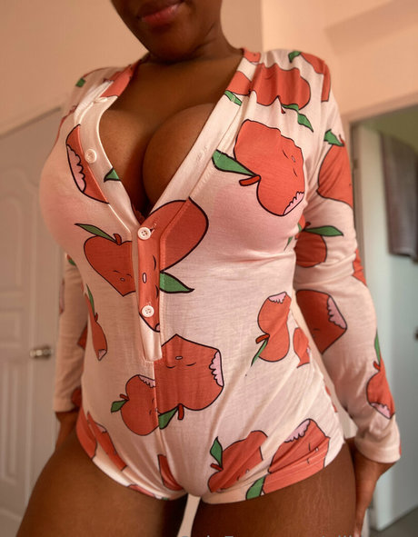 ailkittyyy jolie star du porno galerie