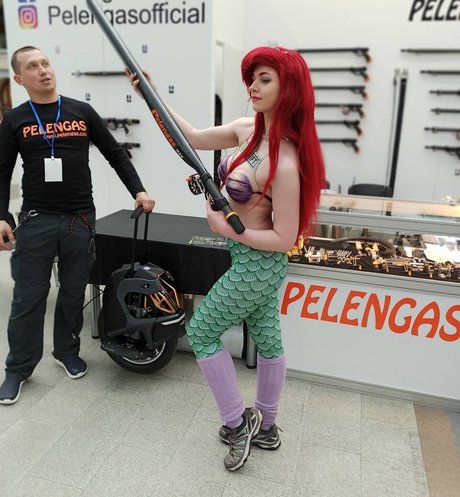 Oleviia cyber modèle pornographique des photos