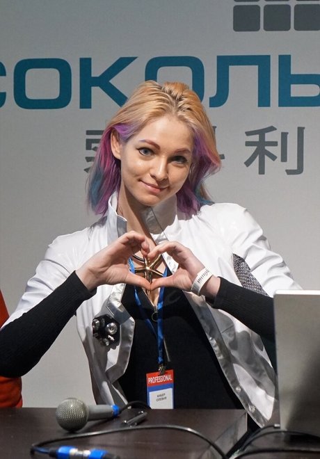 Oleviia cyber actrice hd galeries