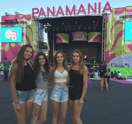 Taylor Francis joli modèle images