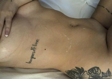 influenceur des médias sociaux onlyfans nu érotique galerie