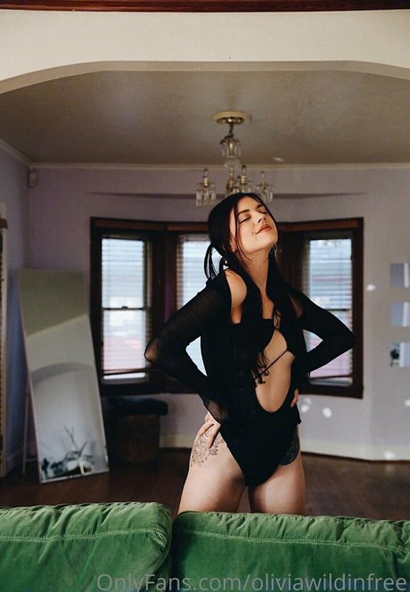oliviawildinfree modèle adulte img