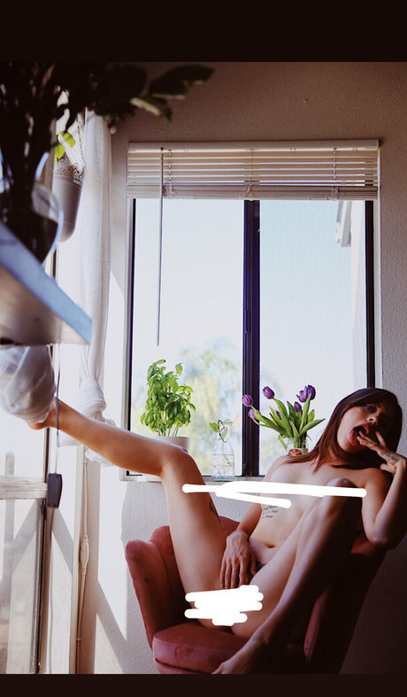 oliviawildinfree actrice xxx galerie