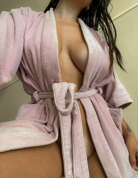 Valu Herrera top star galerie