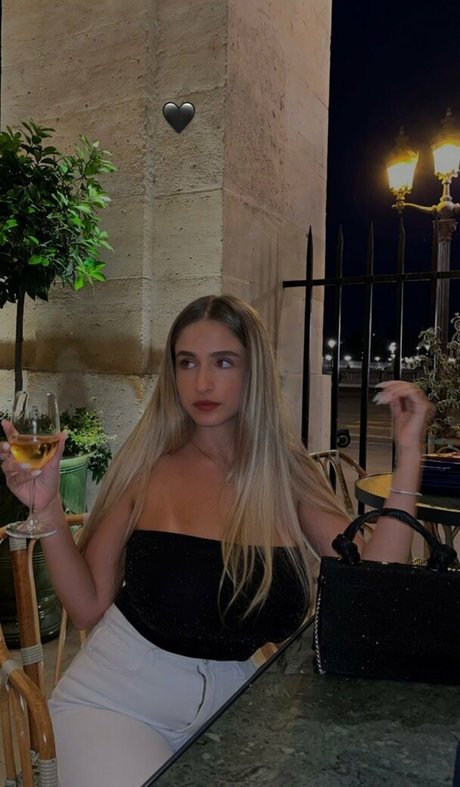 massage bbc uniquementfans art supérieur photo