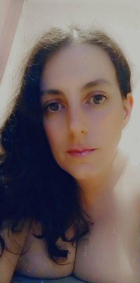 Piella Bakewell star du porno adulte img