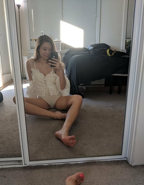 Diana Tarinova belle star du porno photo