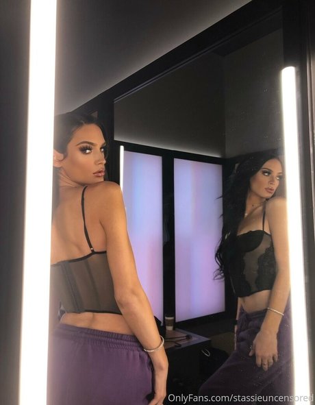 stassieuncensored star du porno érotique image