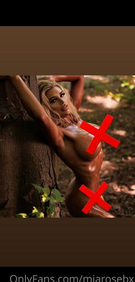 miarosebx mannequin photo