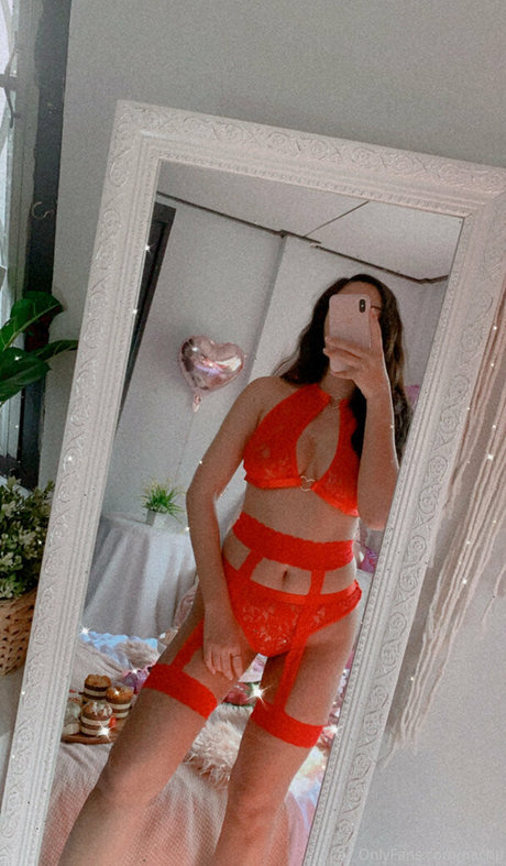 Nachpatcharawee Arjsalee meilleur modèle galeries