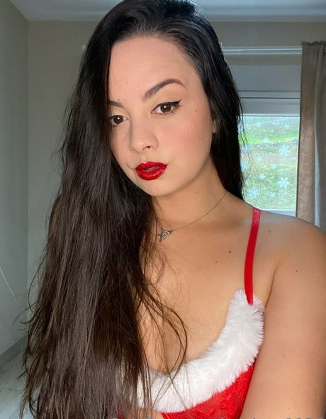 mialove1126 actrice xxx des photos