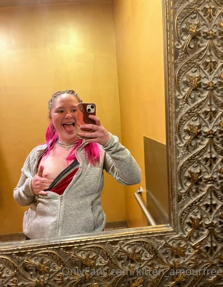 kitten amourfree modèle adulte photos