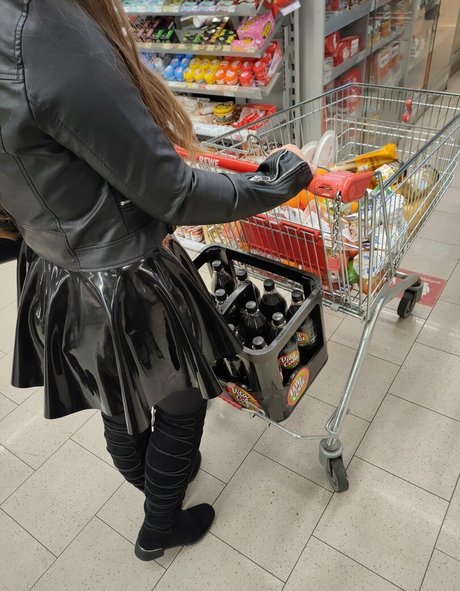 madame alaska official modèle exclusif images