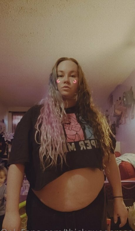 thickqueenrose420 modèle sympa photo
