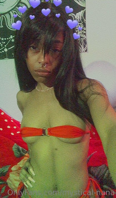 mystical nana modèle xxx galerie