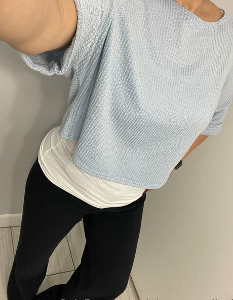 claireevangeline modèle sexy galeries