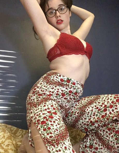 kitty pixy actrice adulte img