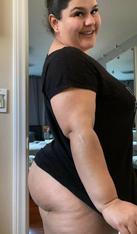 lingerie mature uniquement pour les fans assez érotique photo