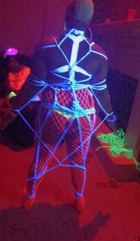 mzstrawberryhenny sexe star du porno galeries