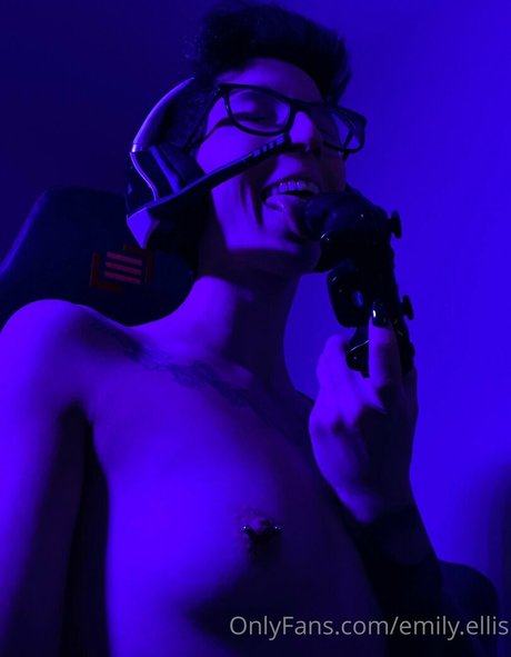 emily kat star exclusive images