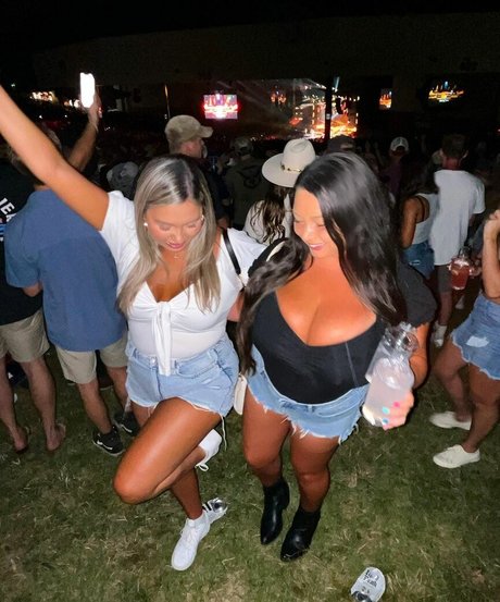 influenceur asiatique onlyfans chaud en haute qualité des photos