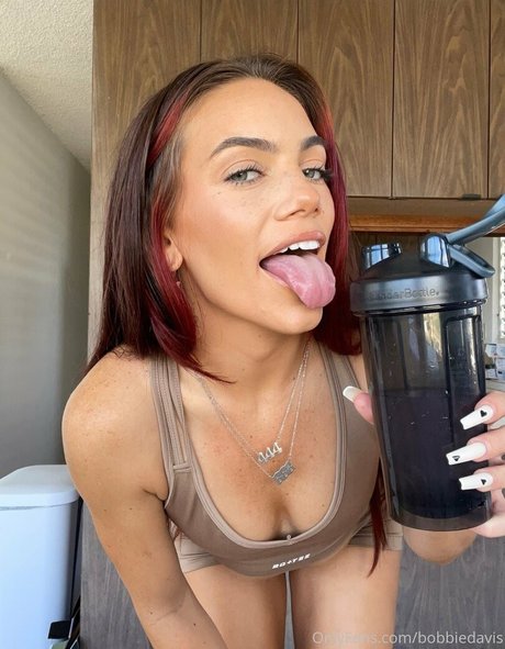 bobbiedavis étoile xxx des photos