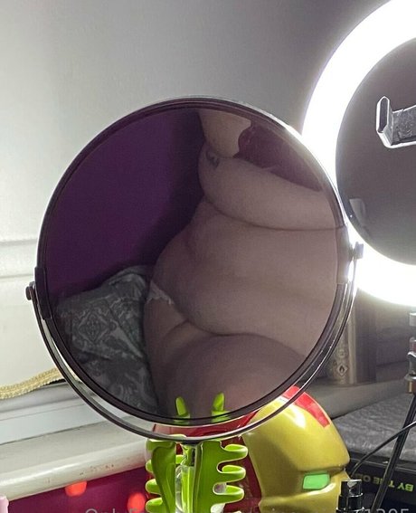 growing piggy1305 star du porno sexy photo