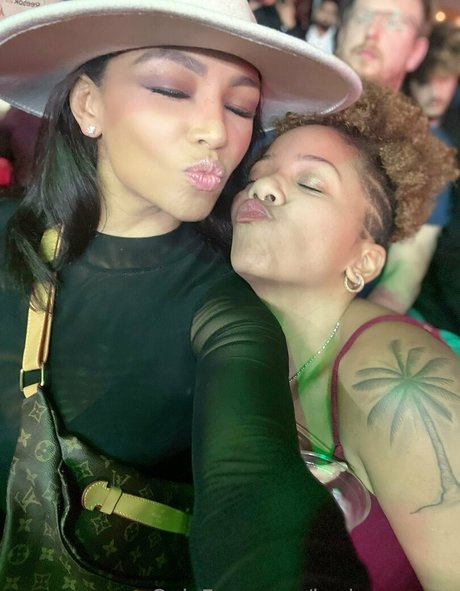 bad mmama actrice de grande qualité galeries